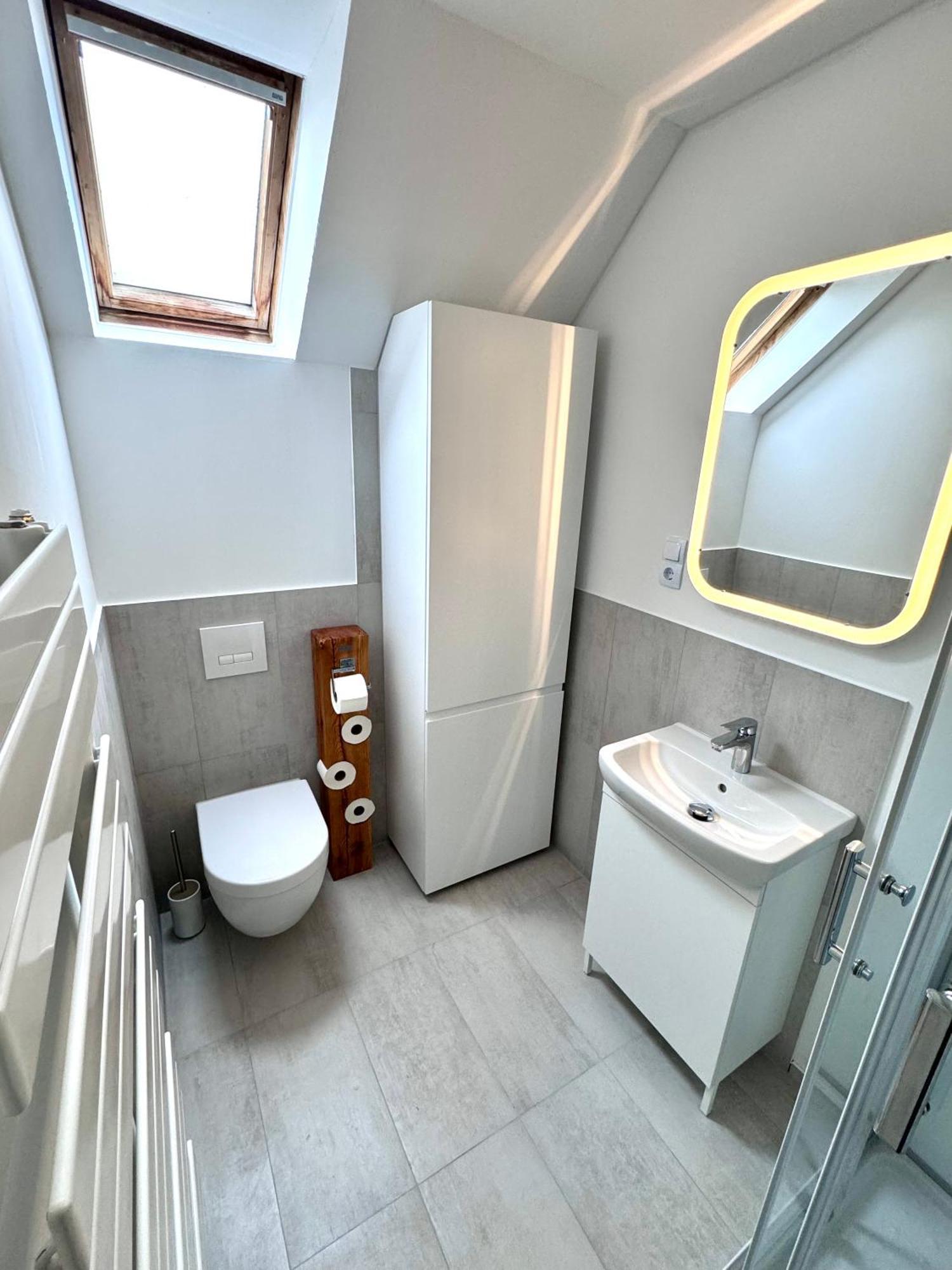 Grosse In Ostseenaehe Apartment
